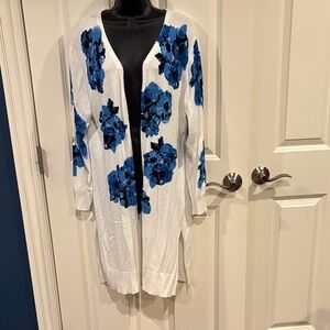Relativity XL long Cardigan sweater with Blue and Black Flowers